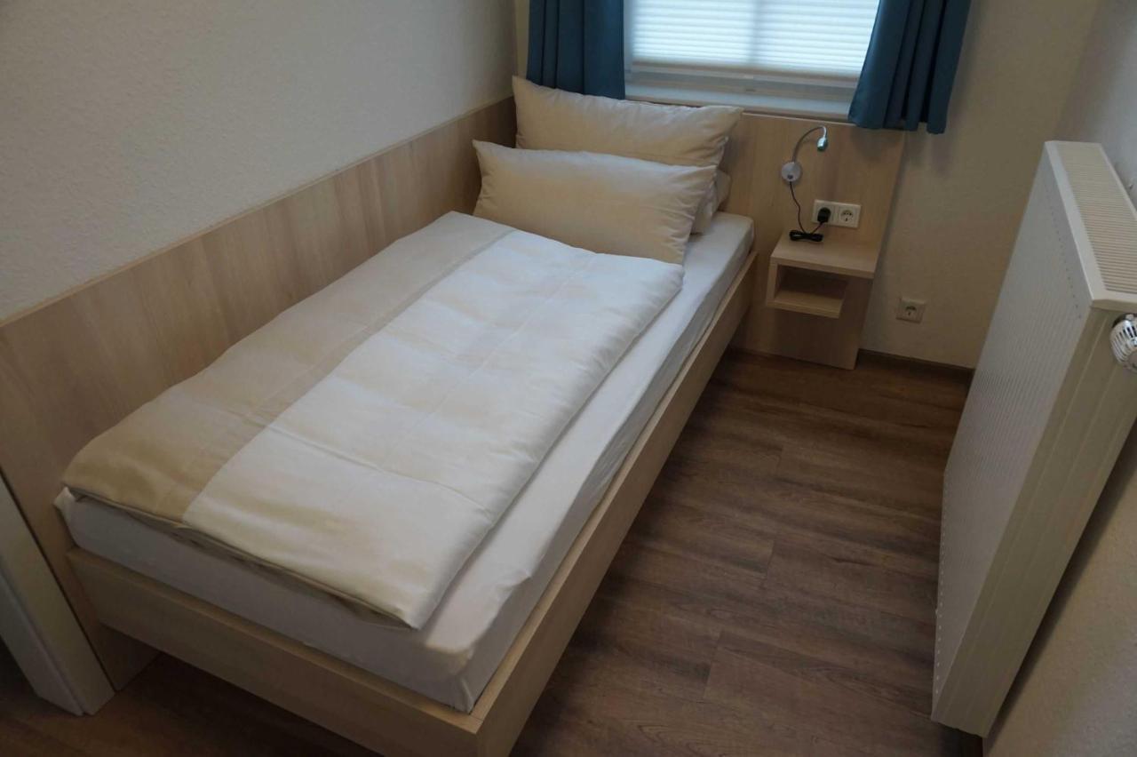 Hotel Garni Deichinsel ชิลลิคช์ ภายนอก รูปภาพ